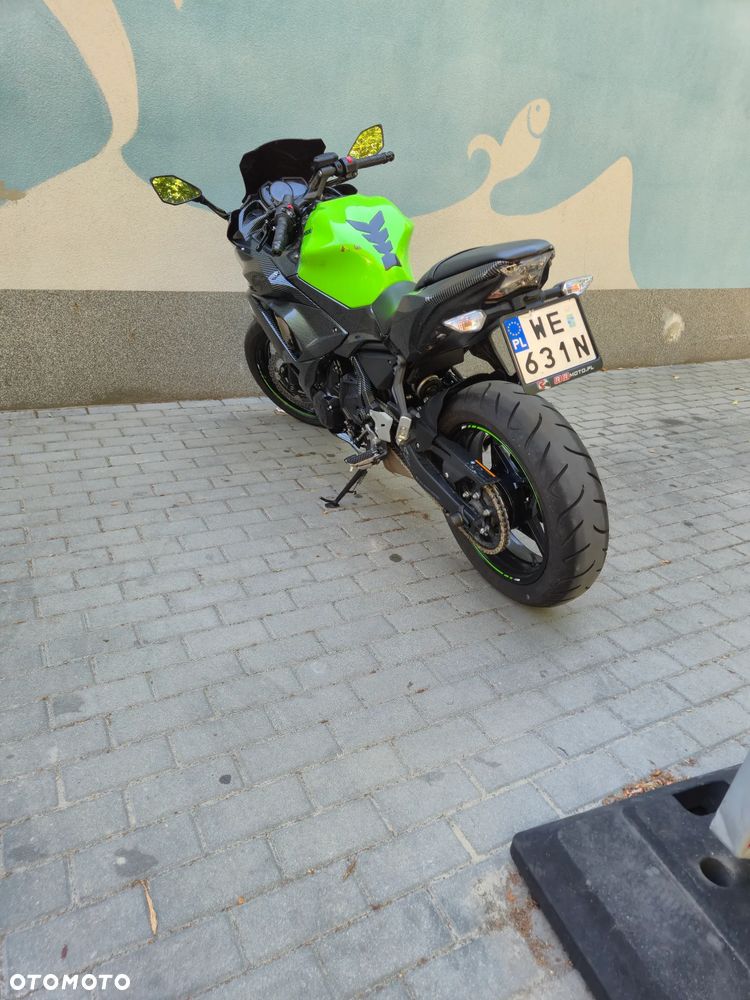 Kawasaki Ninja - 8