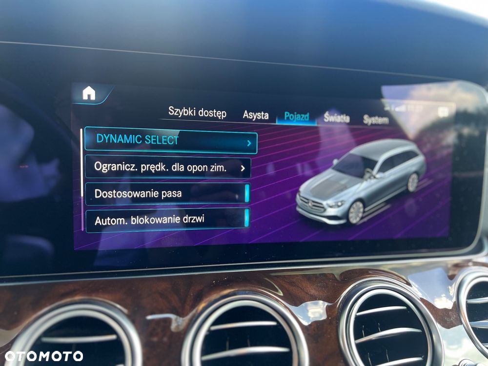 Mercedes-Benz Klasa E 220 d 4-Matic Avantgarde - 20