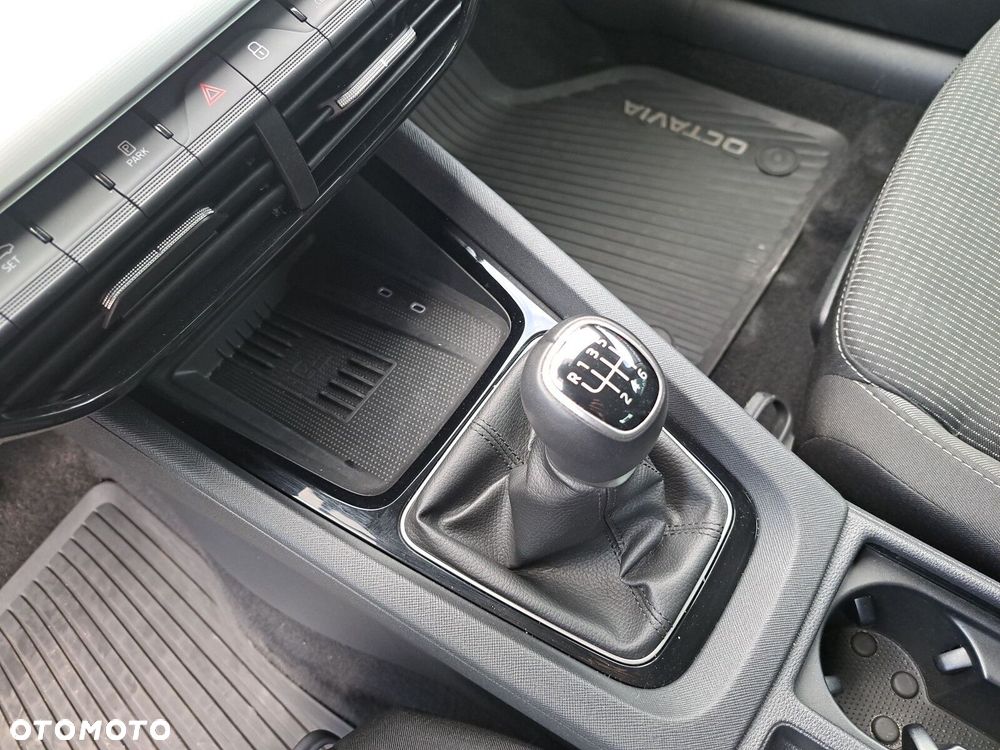 Skoda Octavia - 23