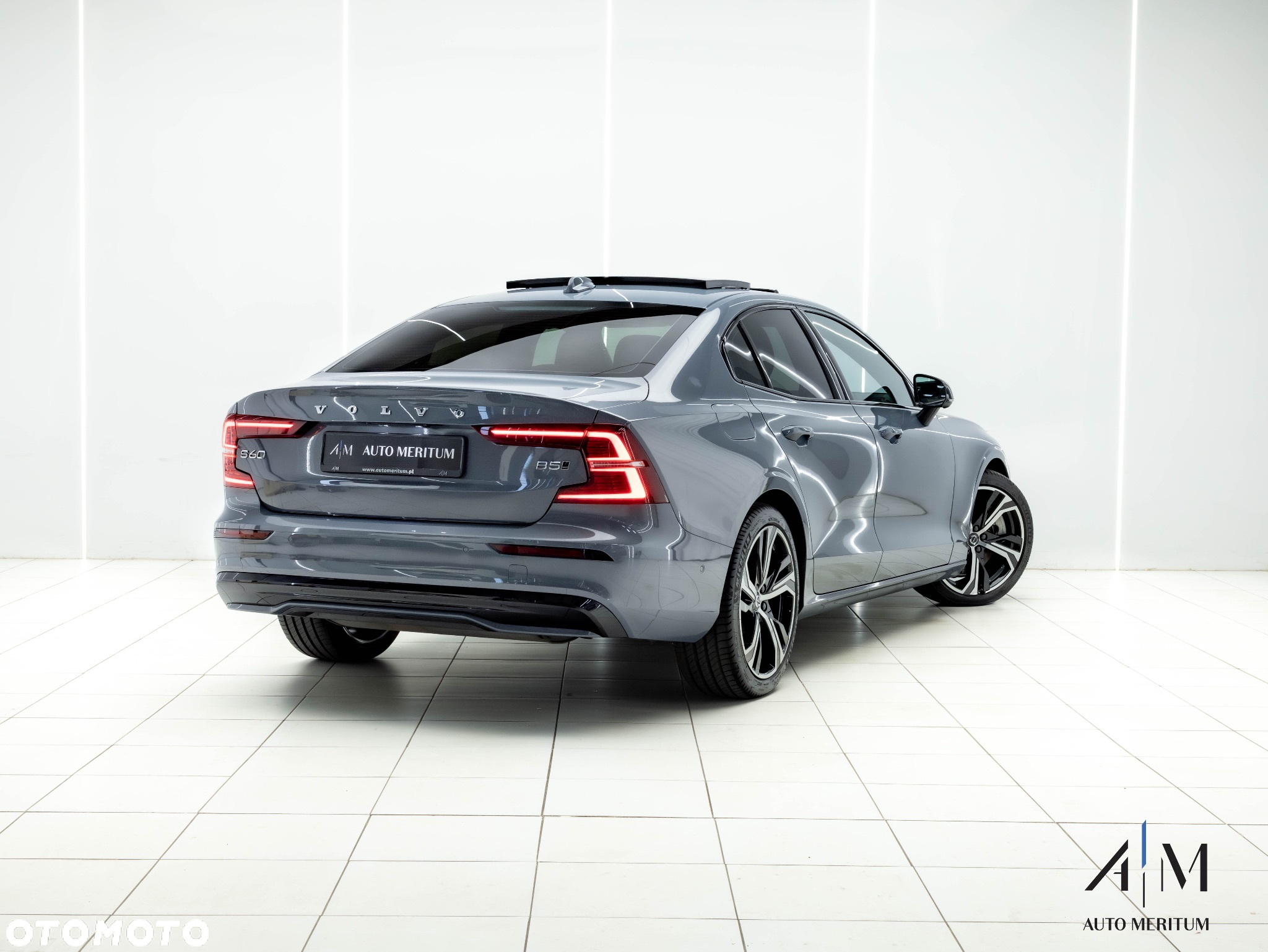 Volvo S60 B5 B AWD Ultimate Dark - 4