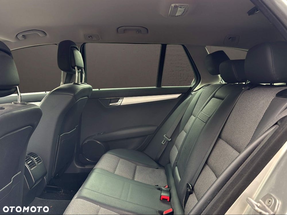 Mercedes-Benz Klasa C 200 CDI BlueEff Avantgarde - 13