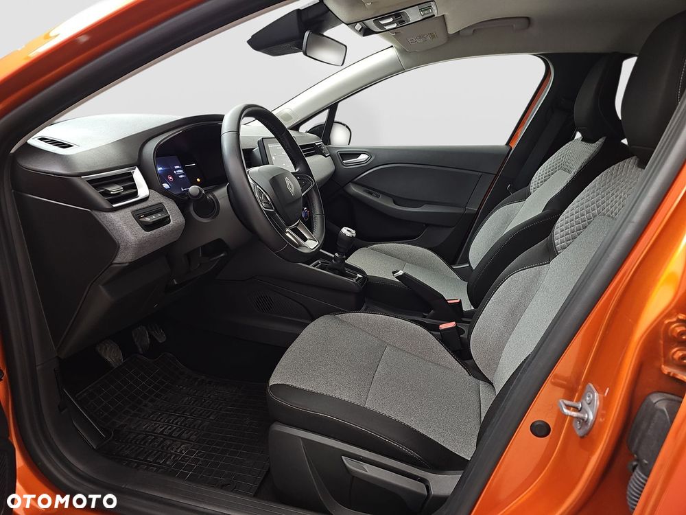 Renault Clio 1.0 TCe Evolution - 10