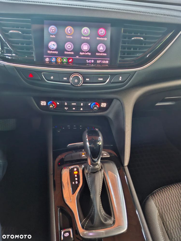 Opel Insignia CT 1.5 T Exclusive S&S - 25