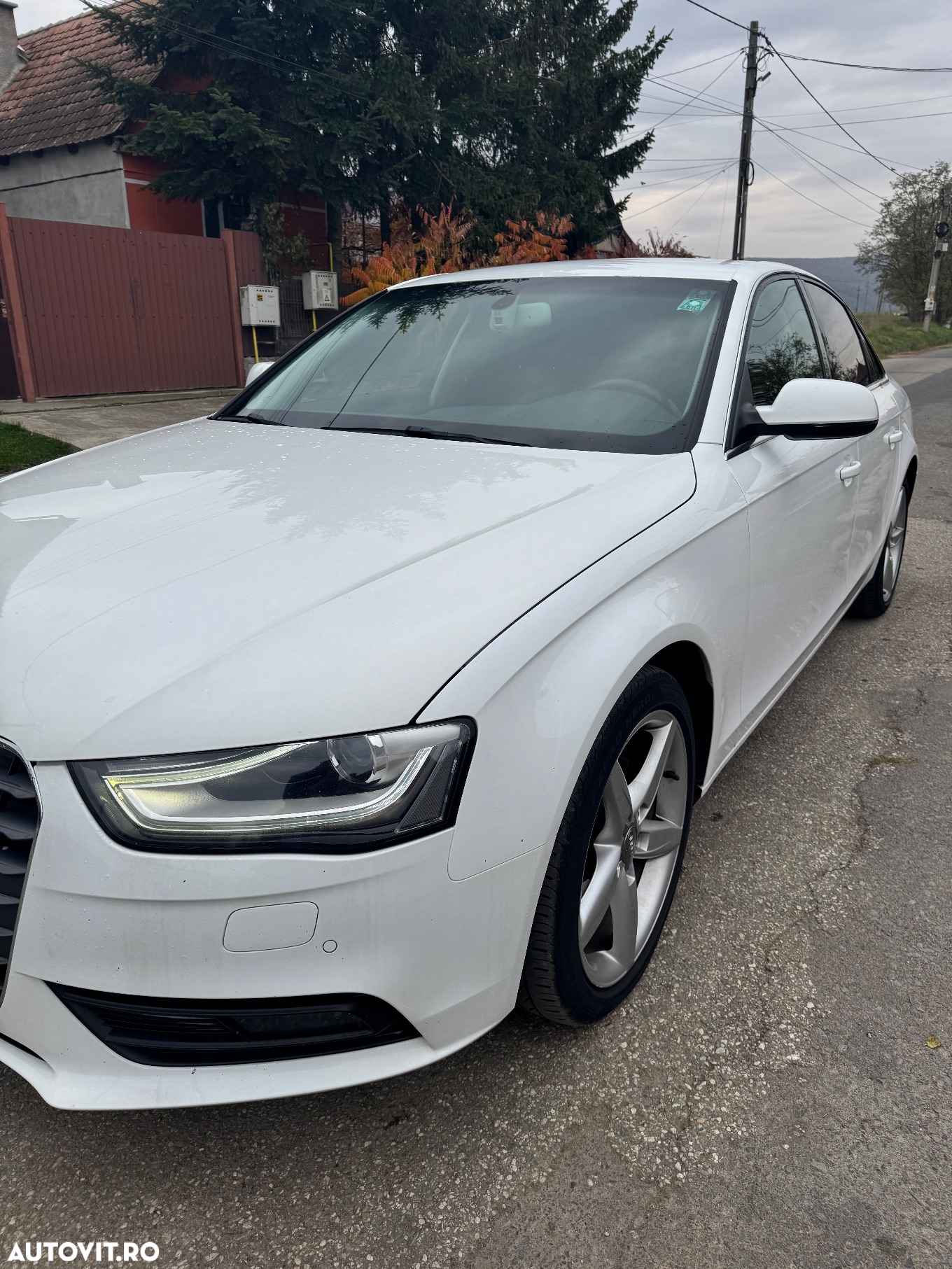 Audi A4 Avant 2.0 TDI DPF Ambiente - 4