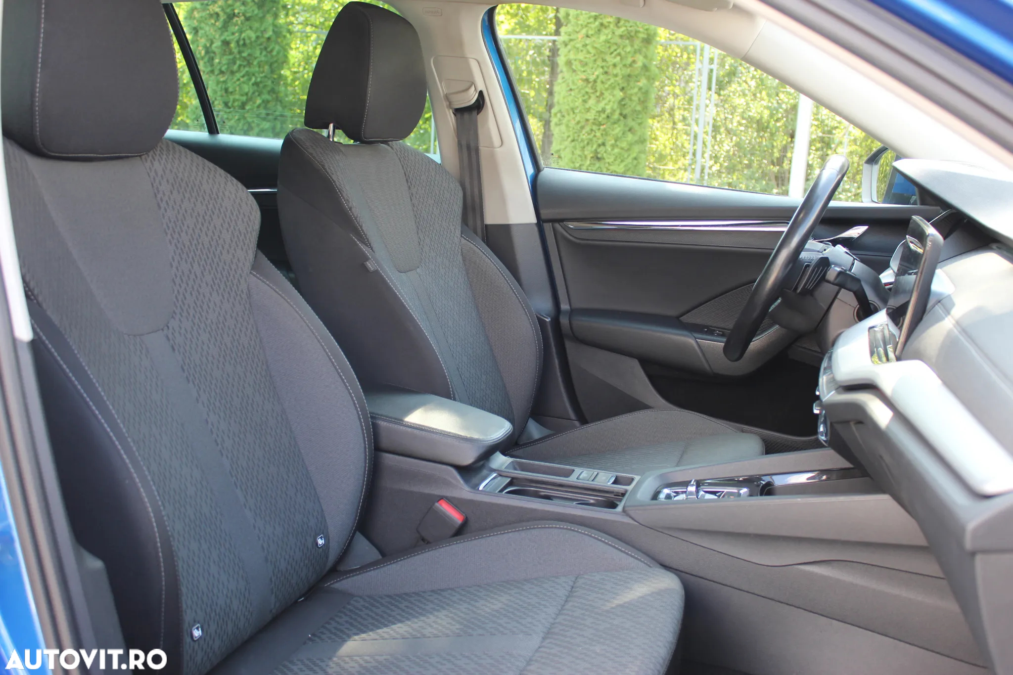 Skoda Octavia Combi 2.0 TDI DSG Style - 11
