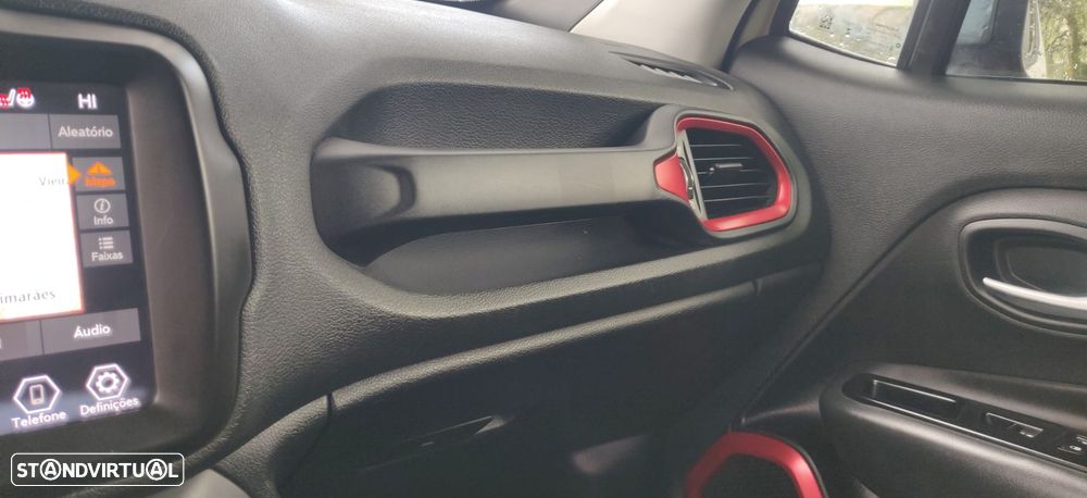 Jeep Renegade 1.3 TG Trailhawk - 41