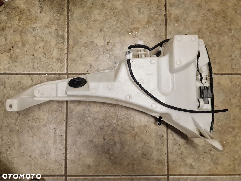 zbiornik spryskiwaczy ford kuga mk3 lv4b13k175 - 2