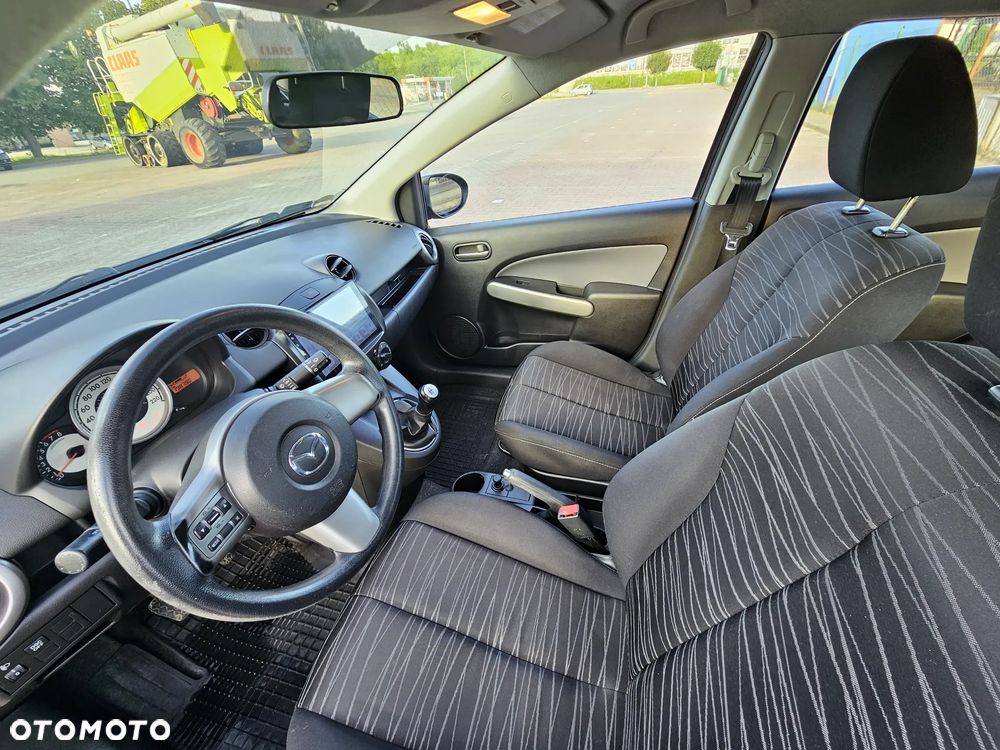 Mazda 2 - 14