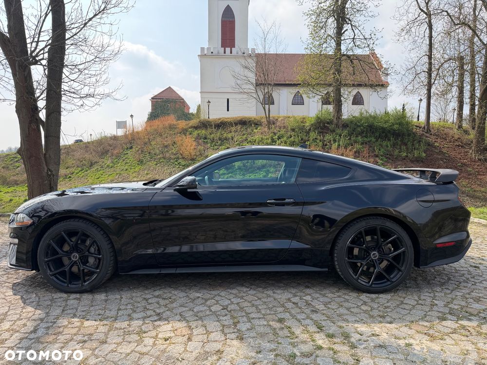 Ford Mustang 5.0 V8 GT - 4