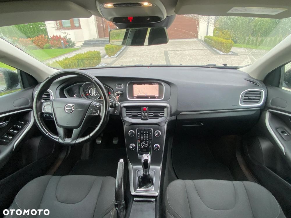 Volvo V40 - 6