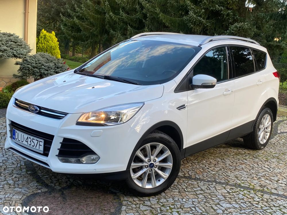 Ford Kuga 2.0 TDCi 2x4 Titanium - 2