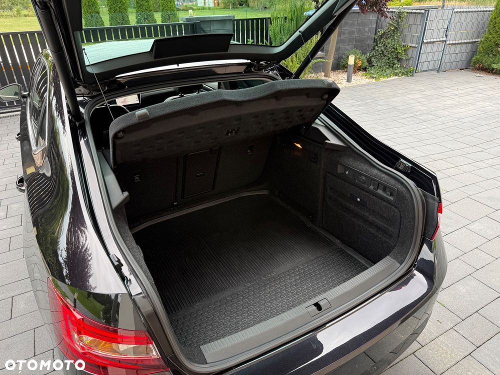 Skoda Superb 1.8 TSI L&K DSG - 23