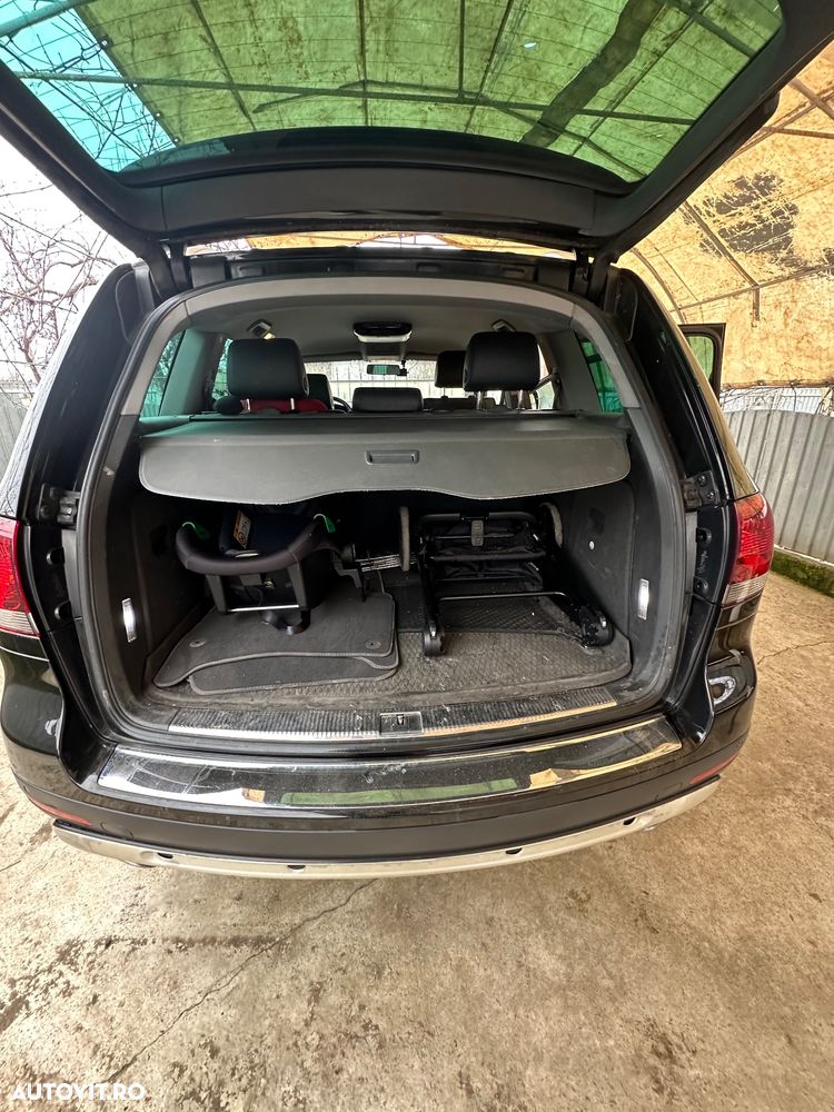 Volkswagen Touareg - 33