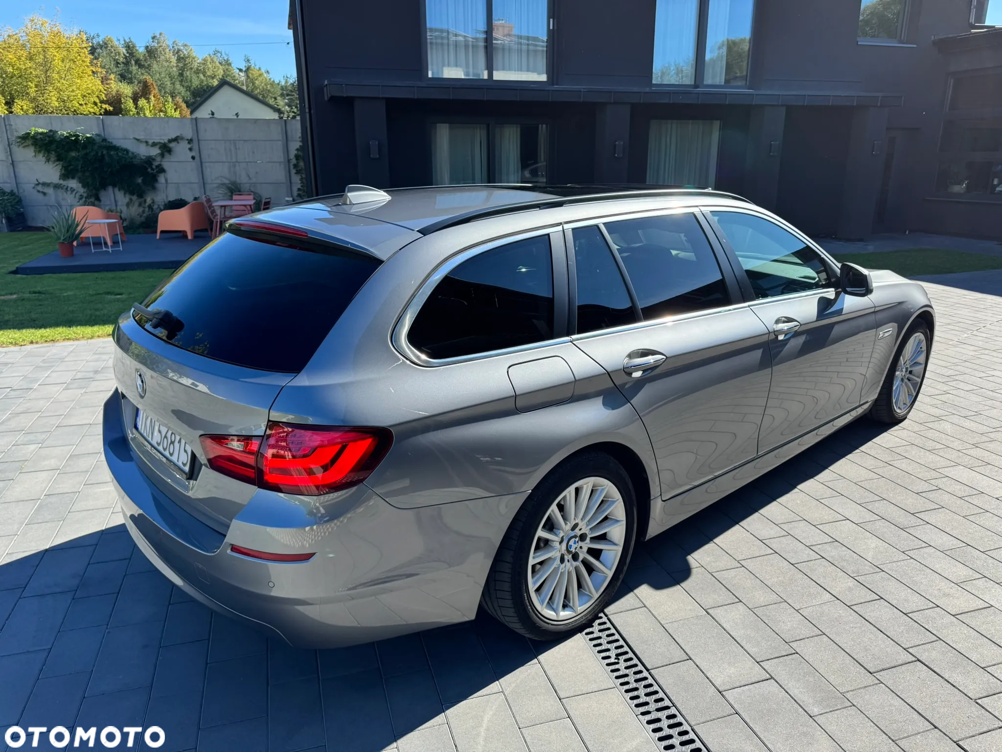 BMW Seria 5 520d Touring Luxury Line - 12
