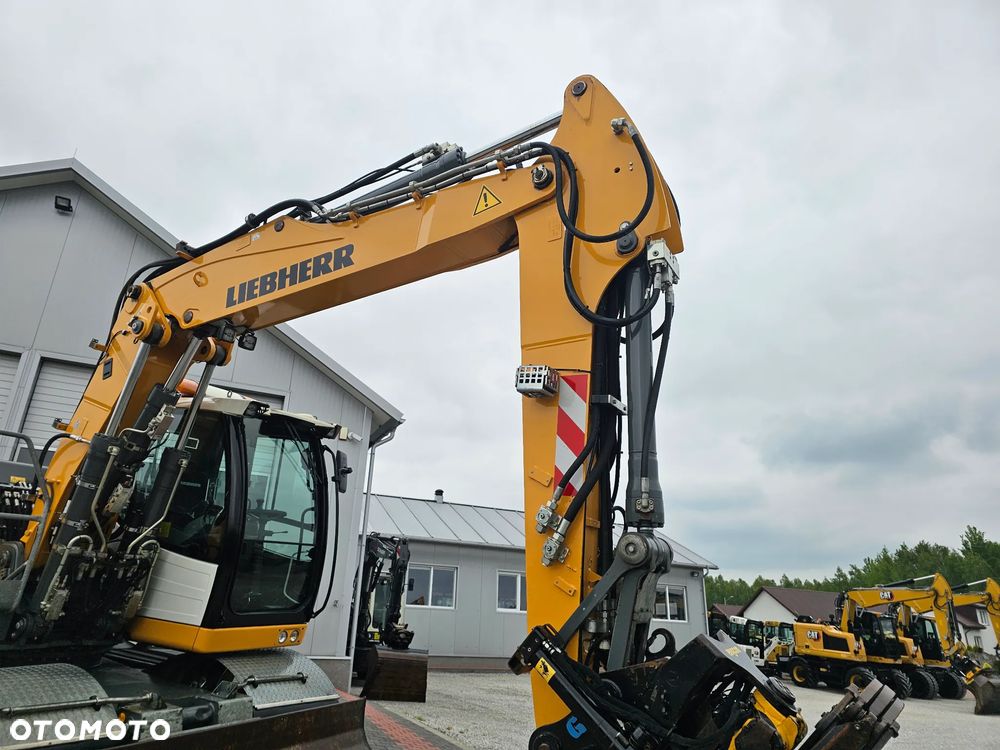 Liebherr A 916 - 9