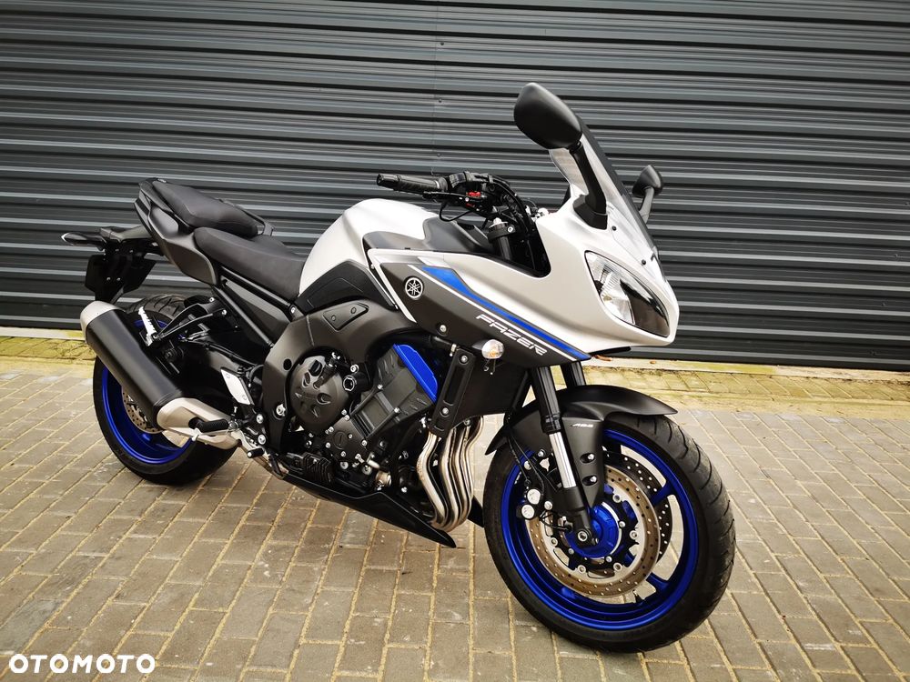 Yamaha FZ8 - 32