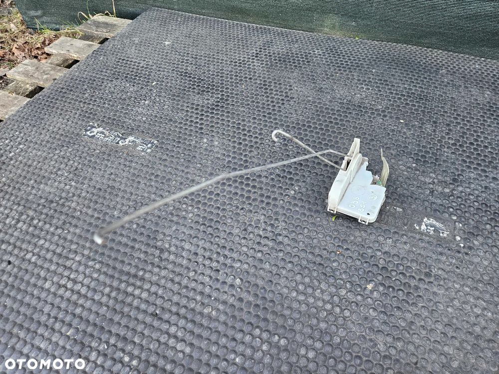 Zamek Drzwi 6K4839015 6K4839016 Lewy Prawy Tylny Tyl EU Seat Cordoba I 1 Ibiza II 2 VW Caddy II 2 - 4