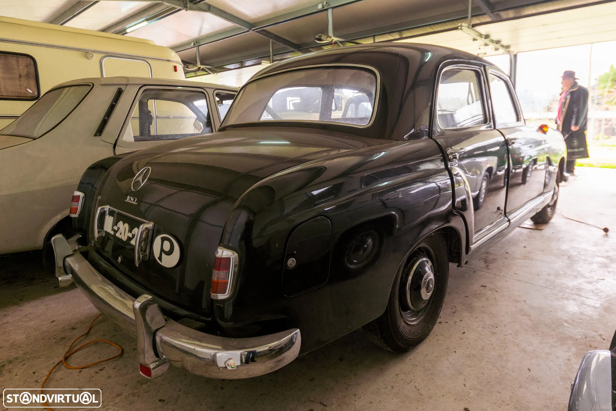 Mercedes-Benz 180 - 10