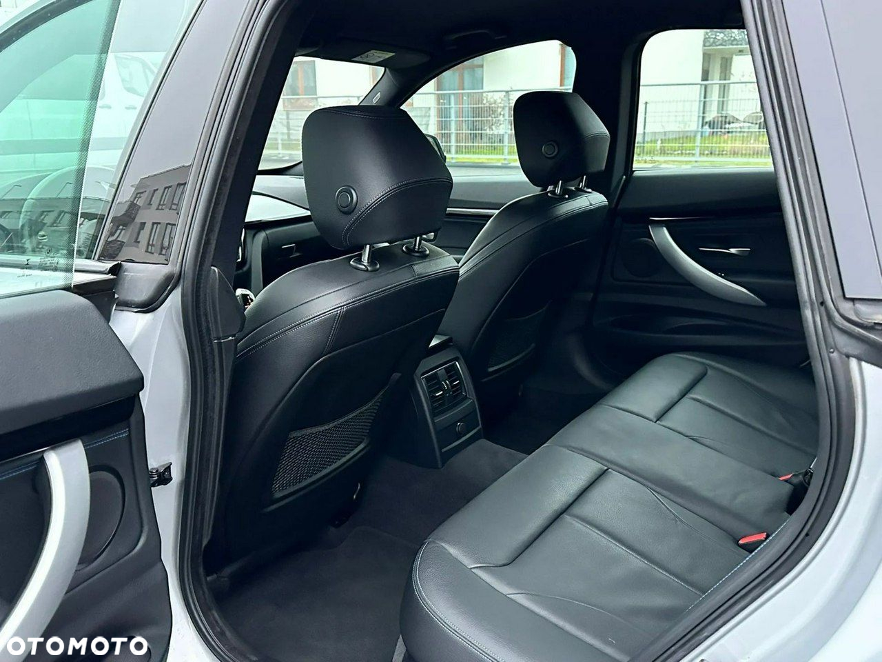 BMW Seria 3 - 14