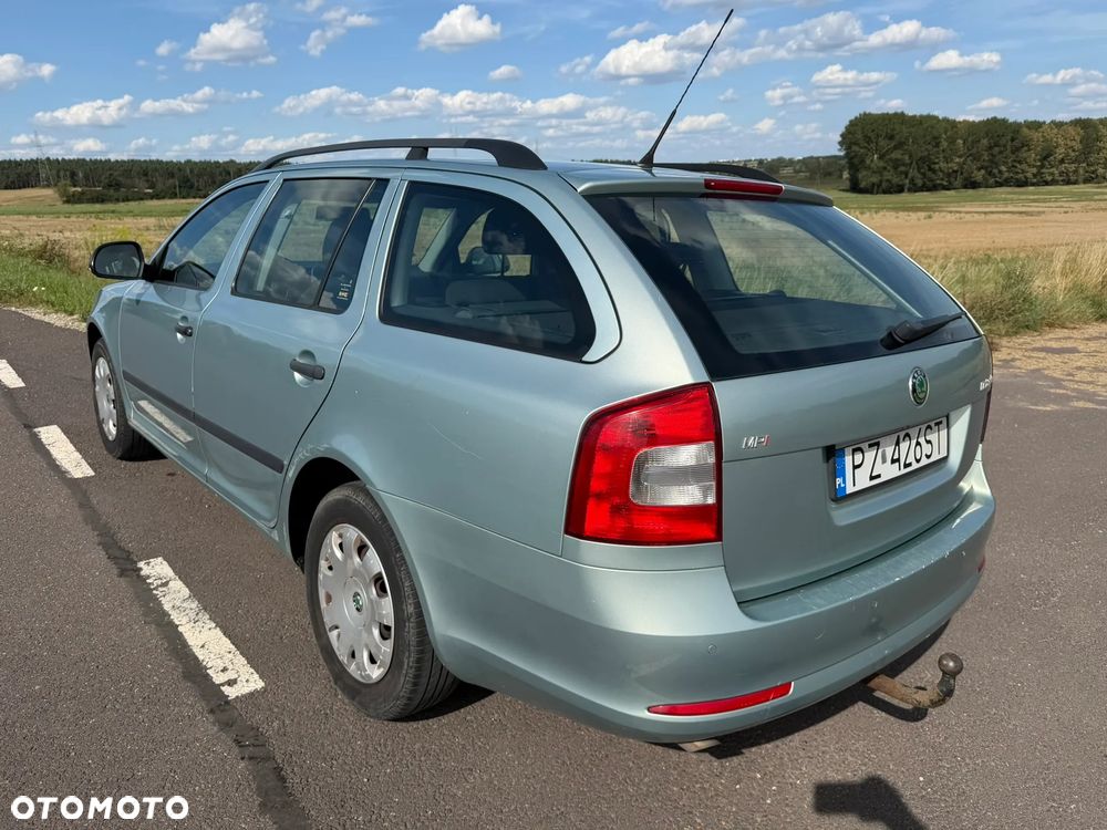 Skoda Octavia 1.6 Mint - 7
