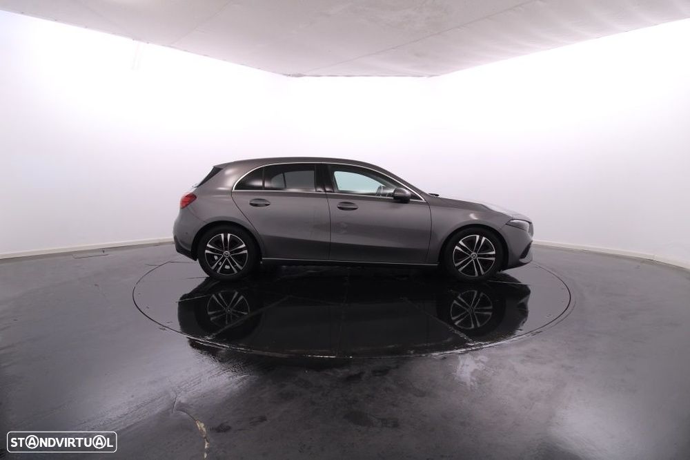 Mercedes-Benz A 200 d - 10