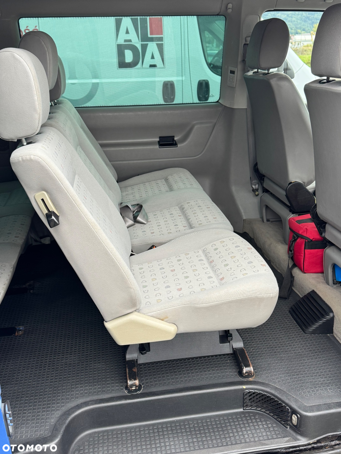 Volkswagen Caravelle TDI Basis / CL - 14