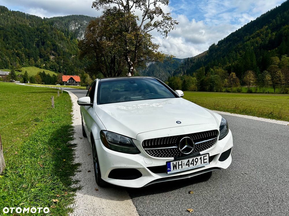 Mercedes-Benz Klasa C 300 7G-TRONIC - 17