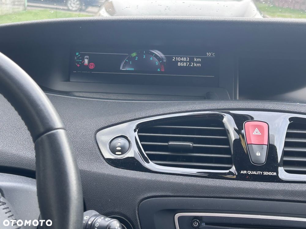 Renault Scenic - 16