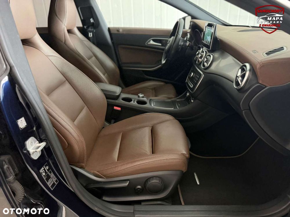 Mercedes-Benz CLA - 26