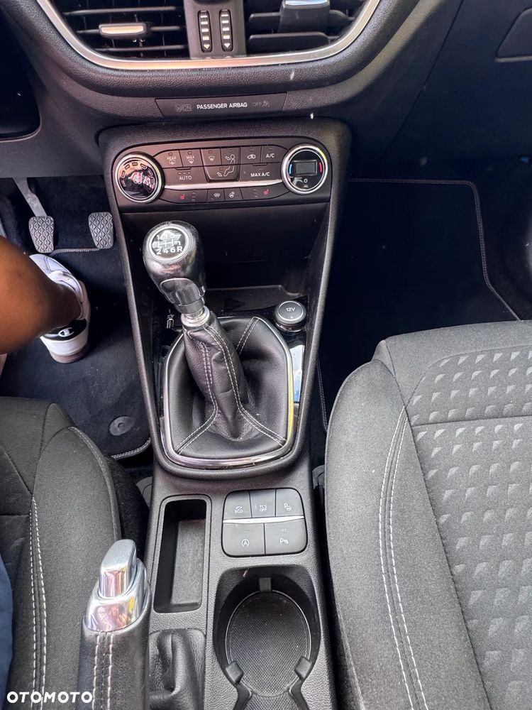 Ford Fiesta 1.0 EcoBoost Titanium - 8