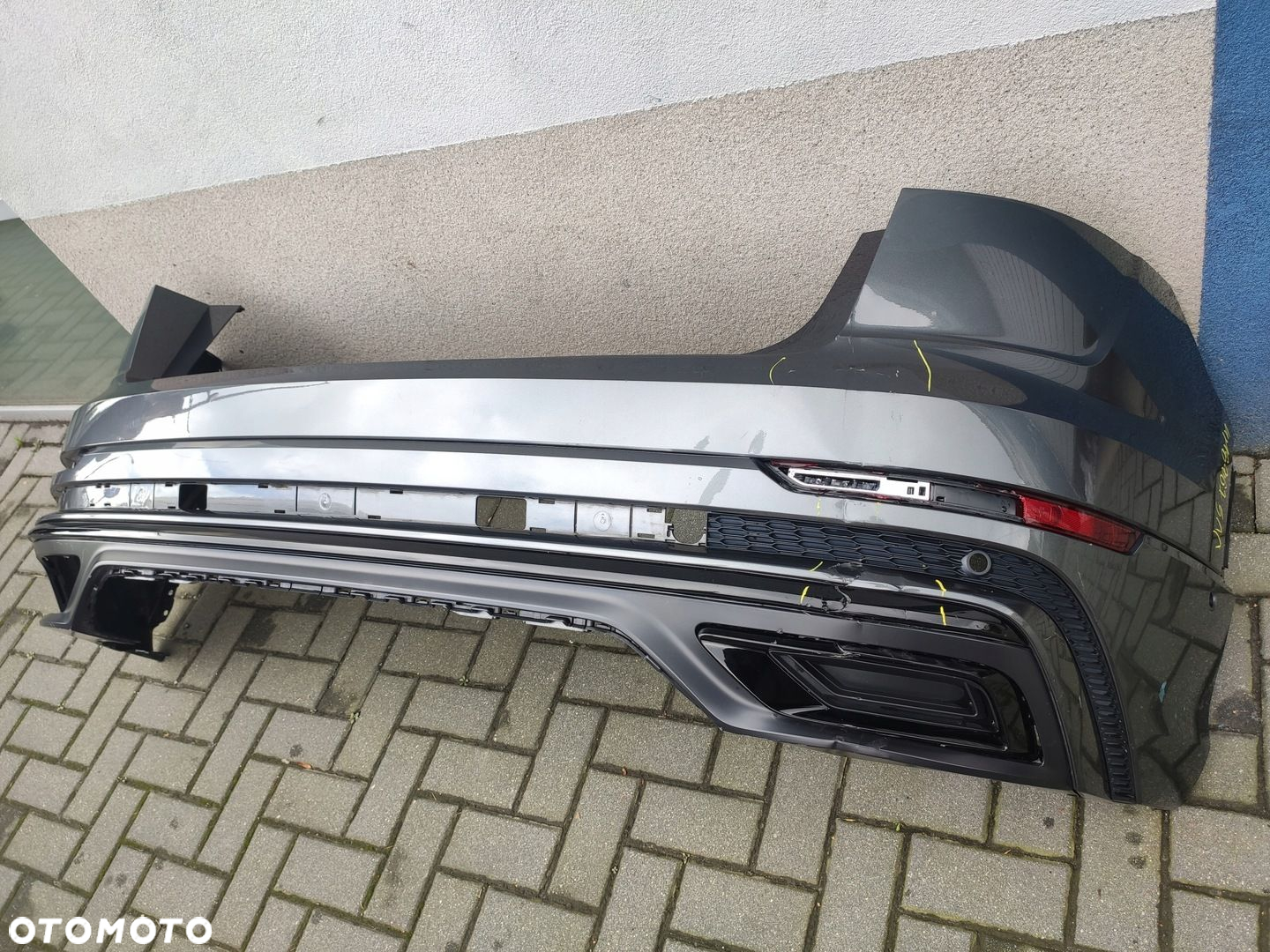 AUDI Q8 S-Line zderzak tył 4M8807511 spoiler - 4