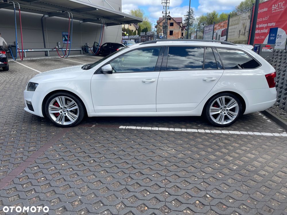Skoda Octavia 2.0 TDI DSG RS - 15