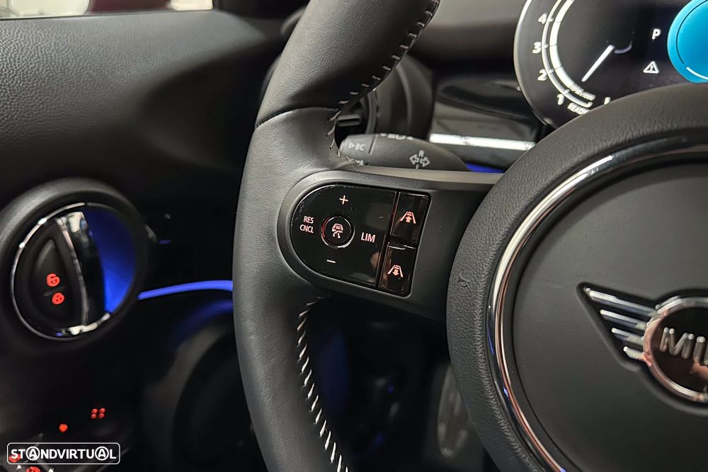 MINI 5 Portas Cooper S Premium JCW Auto - 44