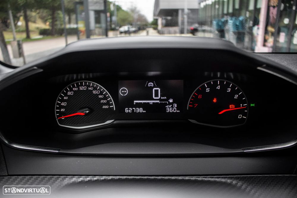 Peugeot 208 1.2 PureTech Active - 18