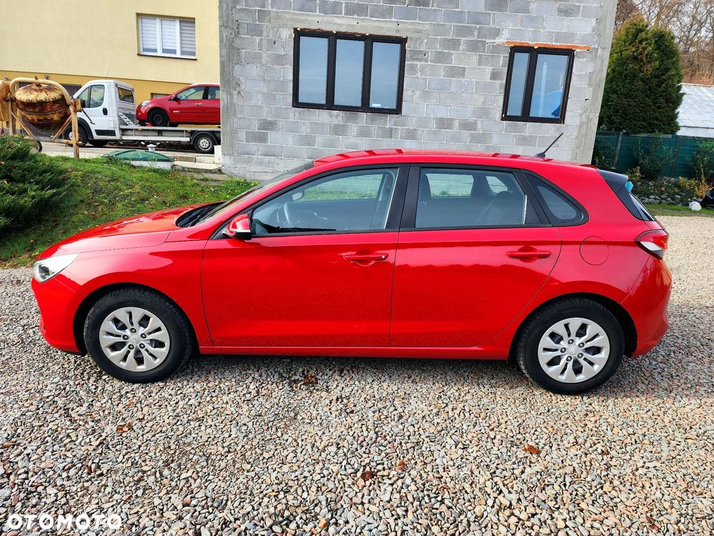 Hyundai i30 1.4 Trend - 9