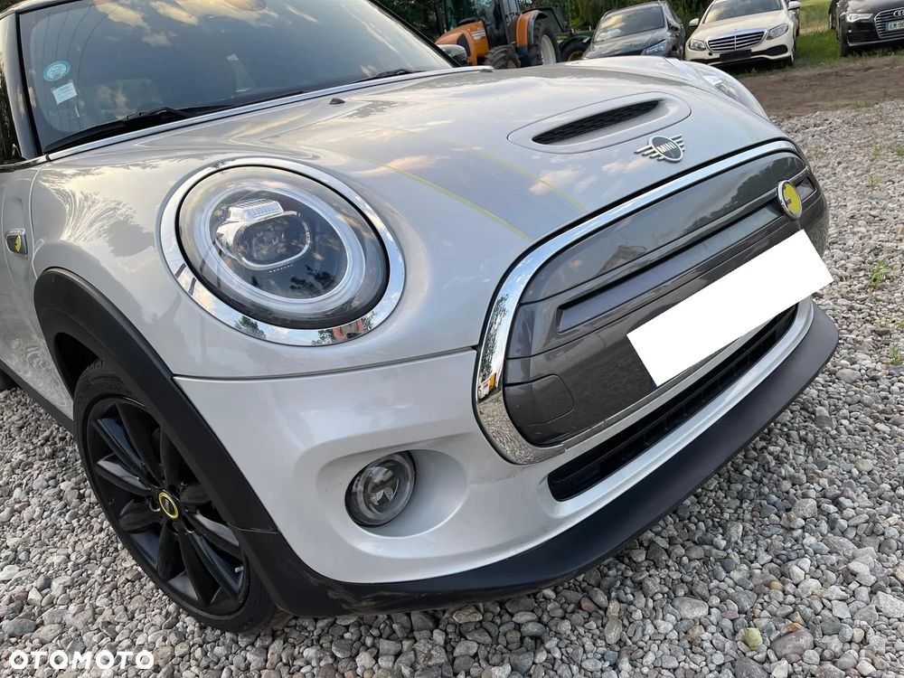 MINI Cooper SE Electric Trim - 27
