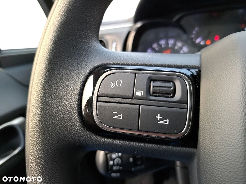 Citroën C3 1.2 PureTech Shine - 17