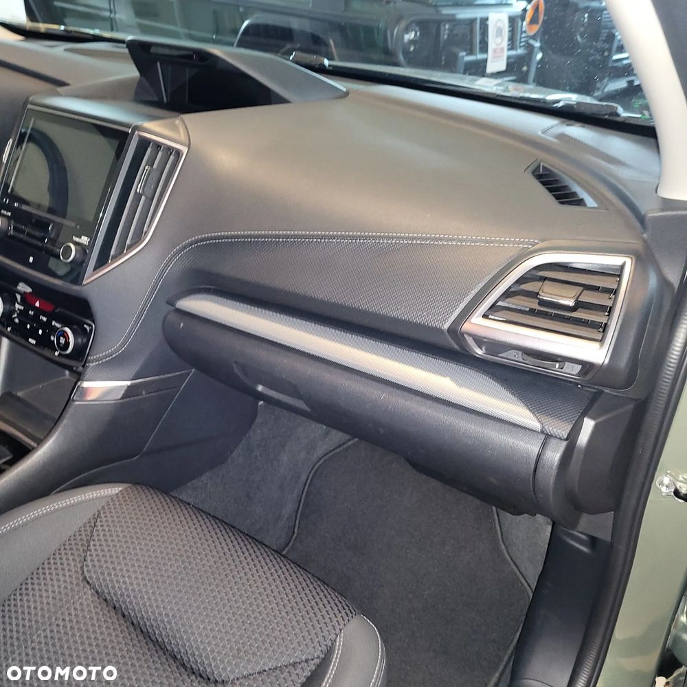 Subaru Forester 2.0i-L Comfort (EyeSight) Lineartronic - 10