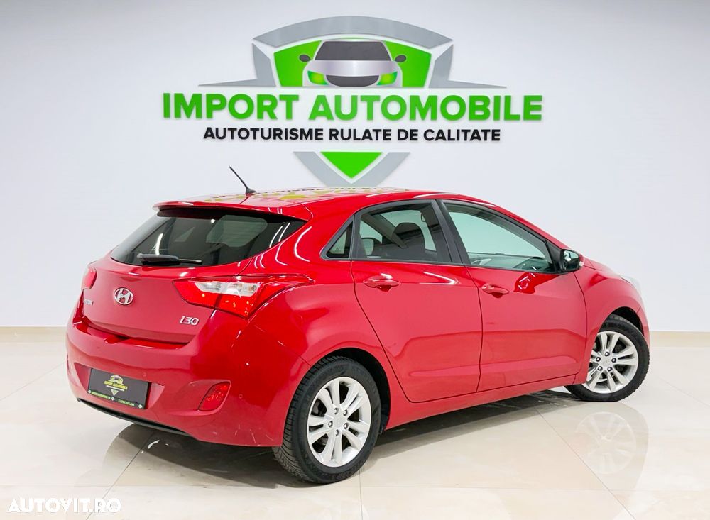 Hyundai i30 1.4MPi Highway+ - 12