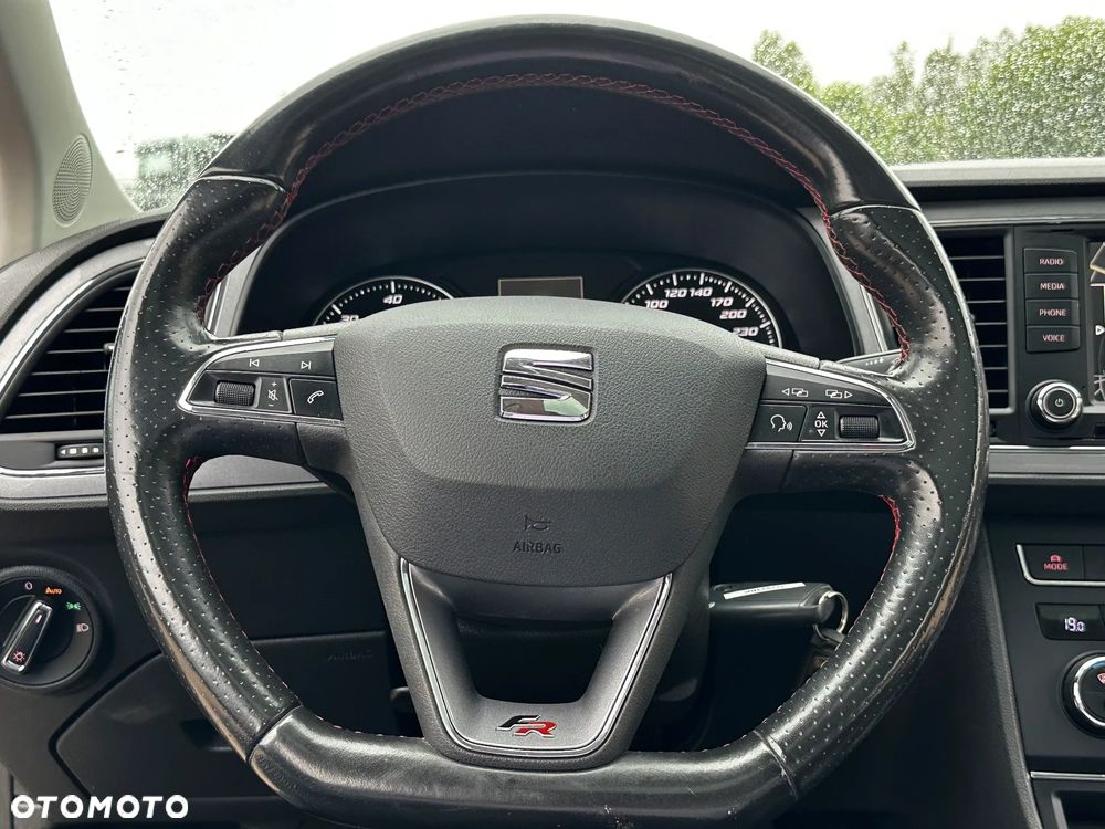 Seat Leon 2.0 TDI DPF Start&Stop DSG FR - 28