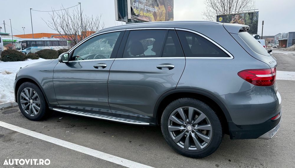 Mercedes-Benz GLC - 6