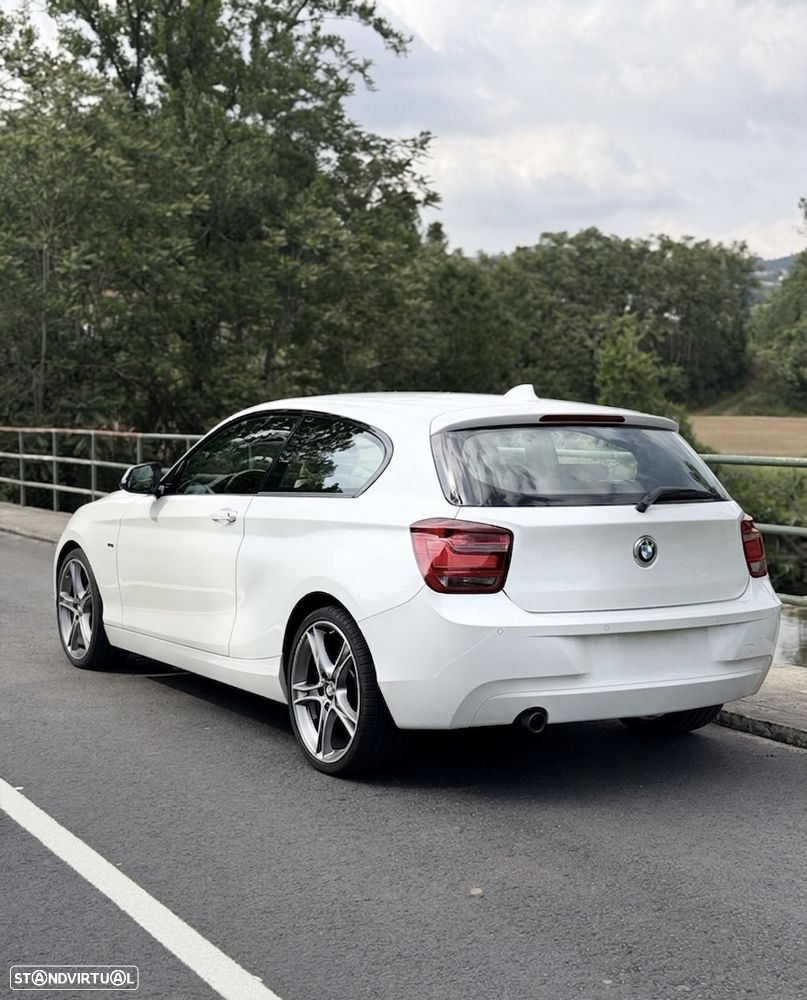 BMW 116 d Sport Line - 4