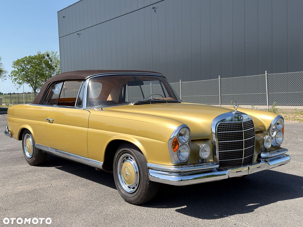 Mercedes-Benz 280