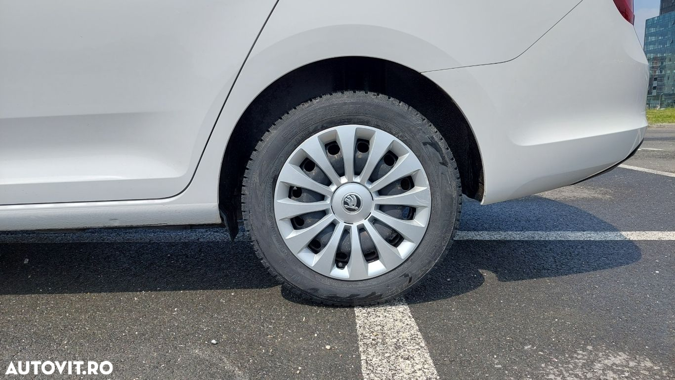 Skoda RAPID - 15