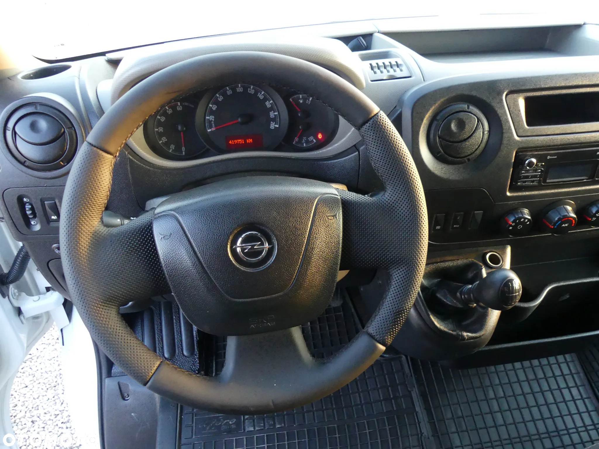 Opel Movano - 12