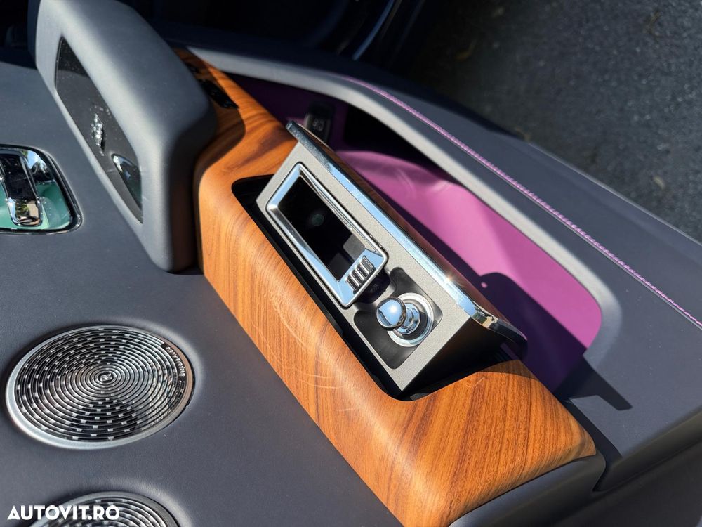 Rolls-Royce Cullinan - 18