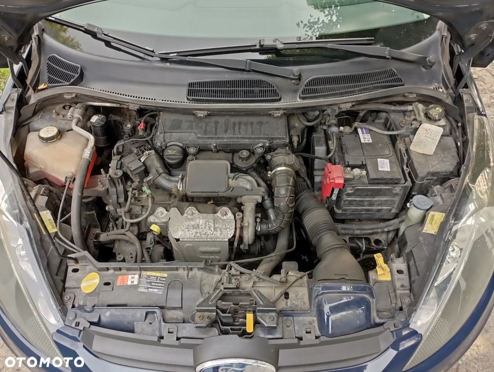 Ford Fiesta - 2