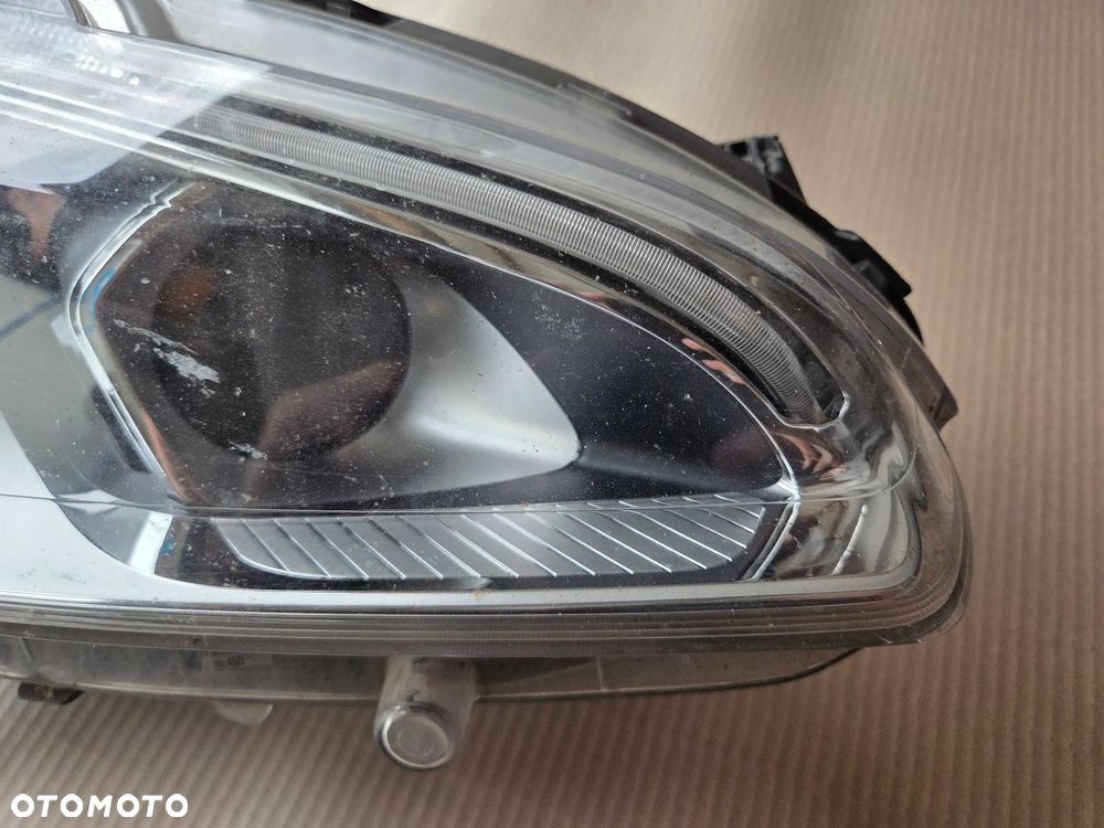 Lampa przednia lewa  Peugeot 208 I LIFT - 2