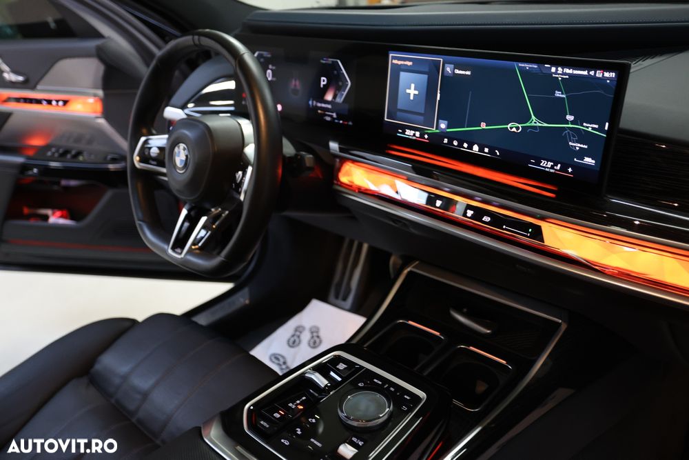 BMW Seria 7 740d xDrive MHEV - 22