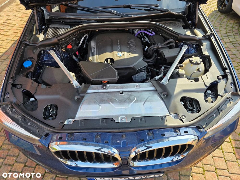 BMW X3 sDrive18d - 16